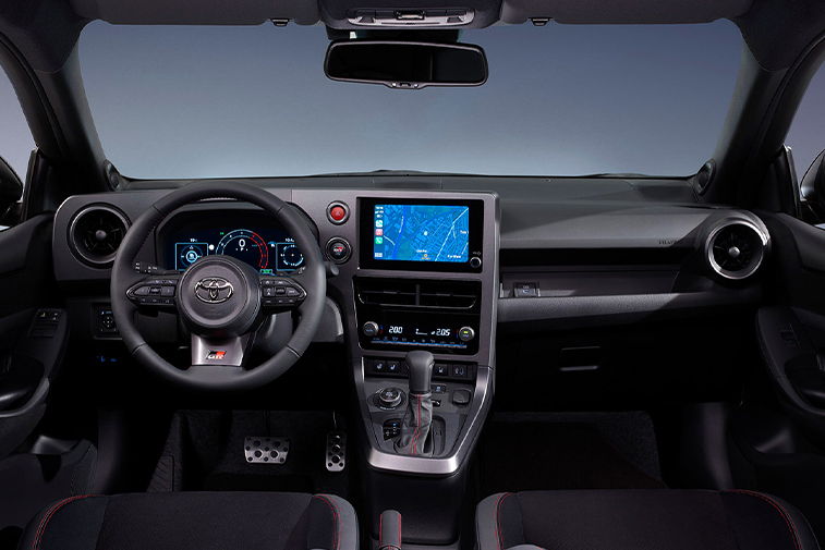 Obrazovky v Toyote Yaris